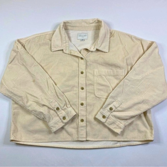 American Eagle Outfitters Tops - American Eagle Cropped Corduroy Shirt large